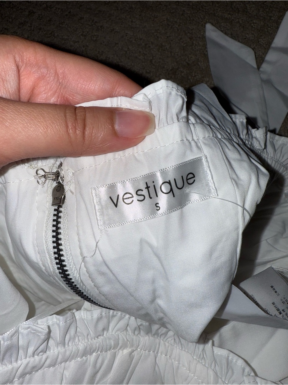 NWT Vestique Boutique White Corset Style Tie Shoulder Crop Top Size Small - Picture 11 of 11